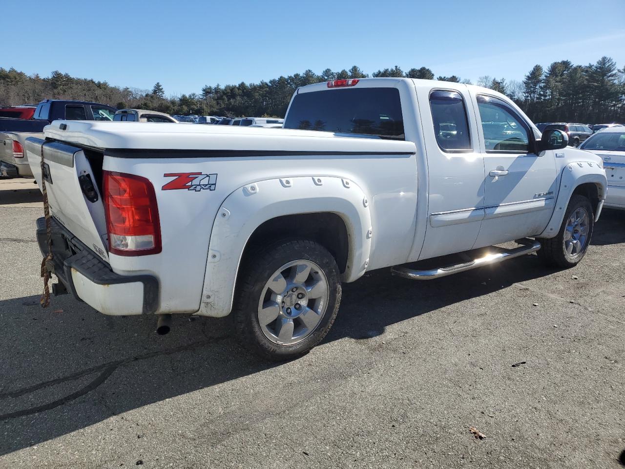 2011 GMC SIERRA K15 - Фото 3