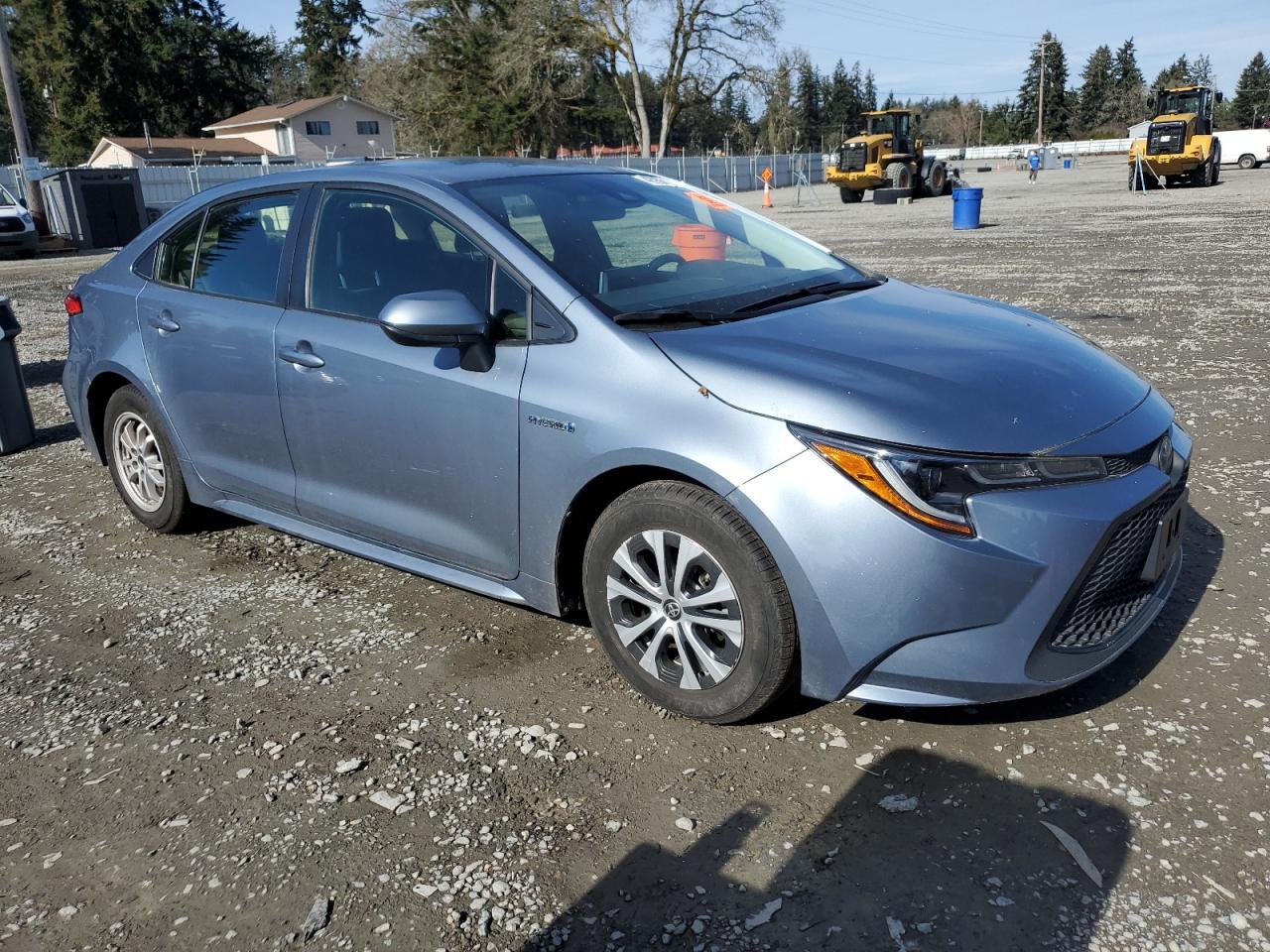 2020 TOYOTA COROLLA LE - Фото 4