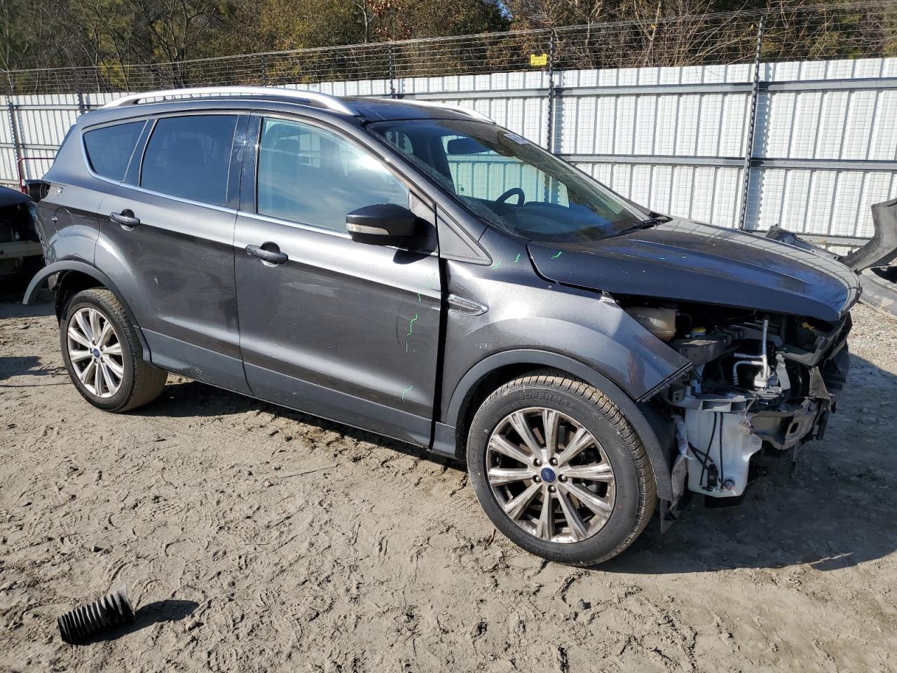2017 FORD ESCAPE TIT - Image 4