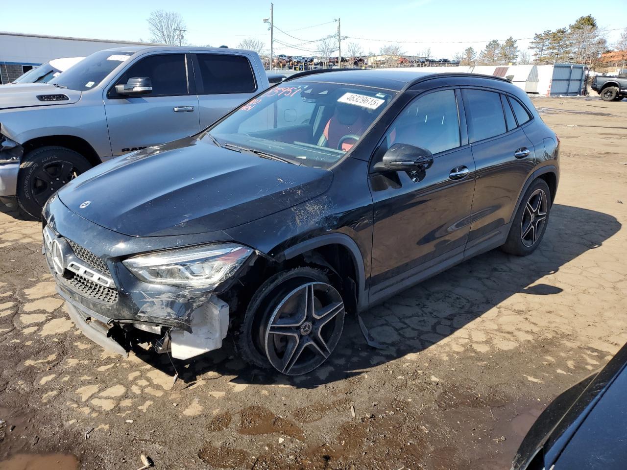 2021 MERCEDES-BENZ GLA 250 4M