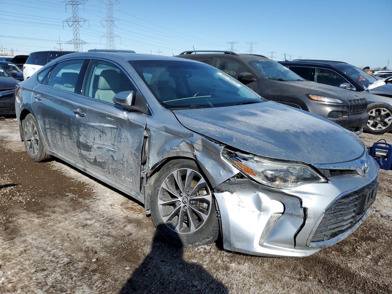 2016 TOYOTA AVALON HYB - Image 4