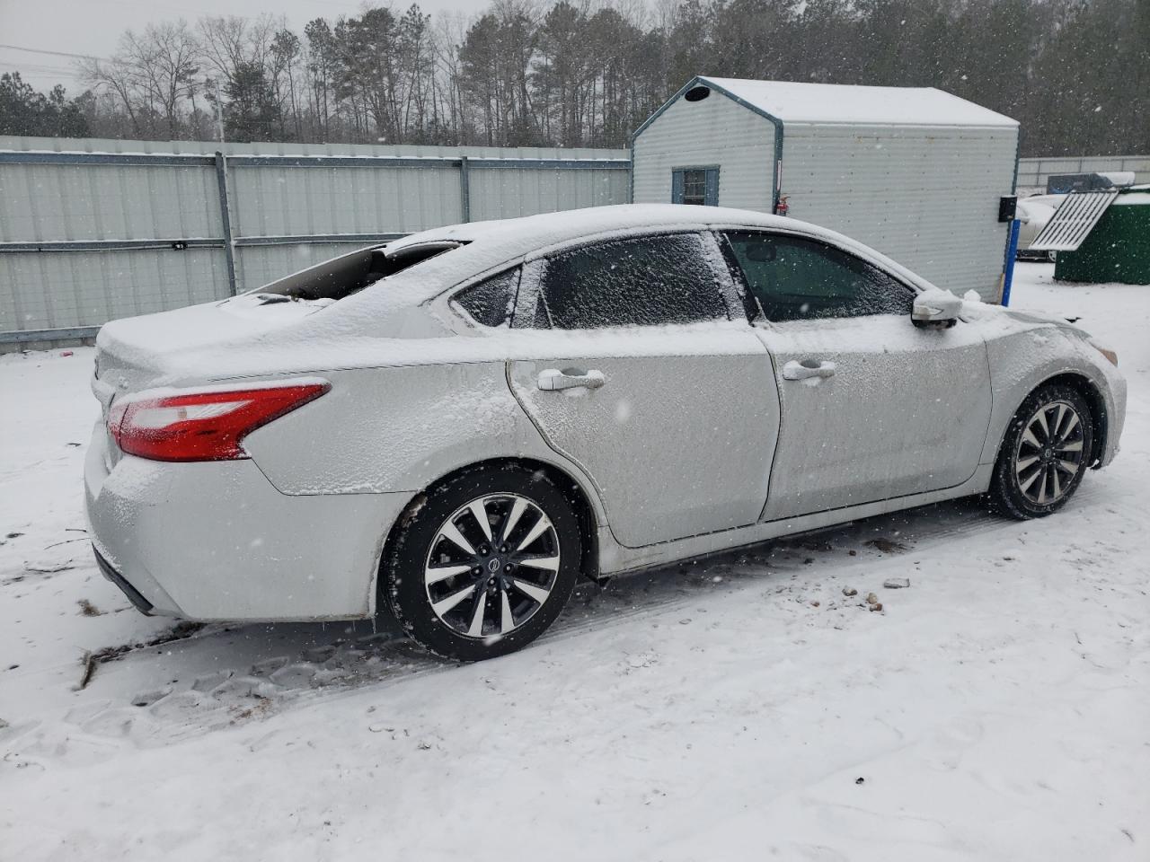 2016 NISSAN ALTIMA 2.5 - Фото 3