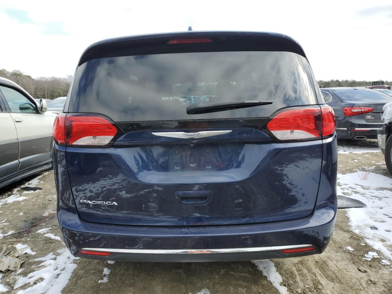 2017 CHRYSLER PACIFICA T - Image 6
