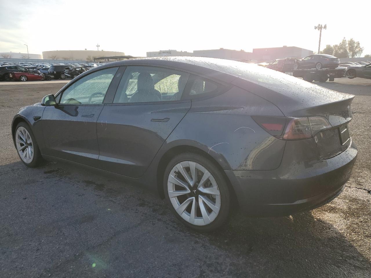 2022 TESLA MODEL 3 - Фото 2