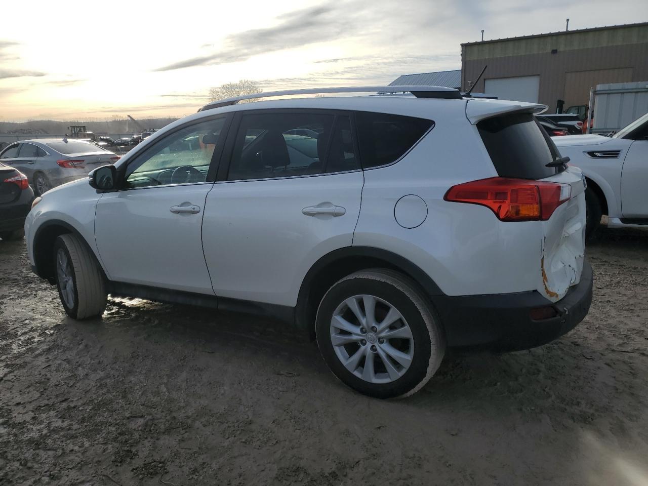 2014 TOYOTA RAV4 LIMIT - Image 2
