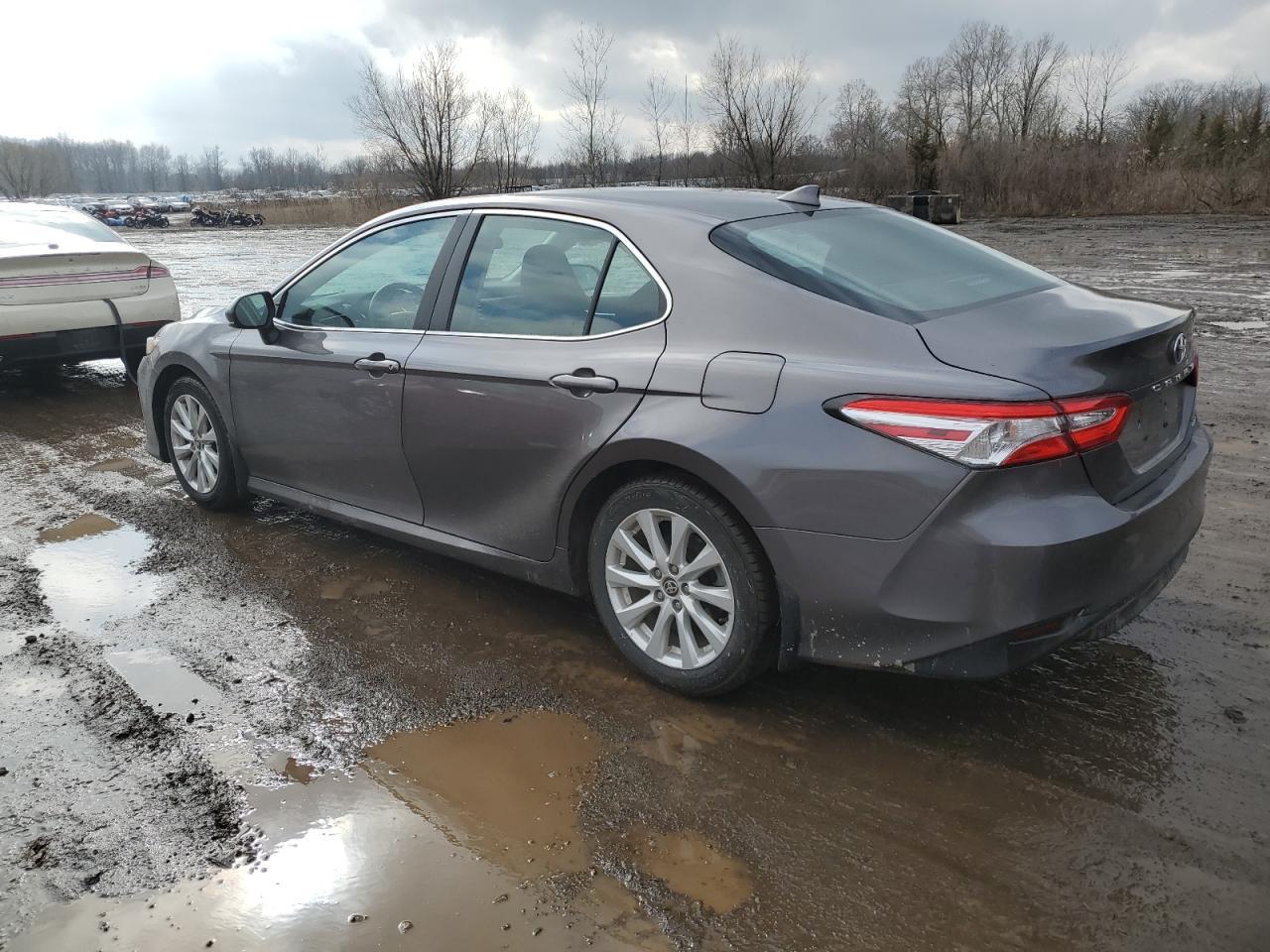 2020 TOYOTA CAMRY LE - Image 2