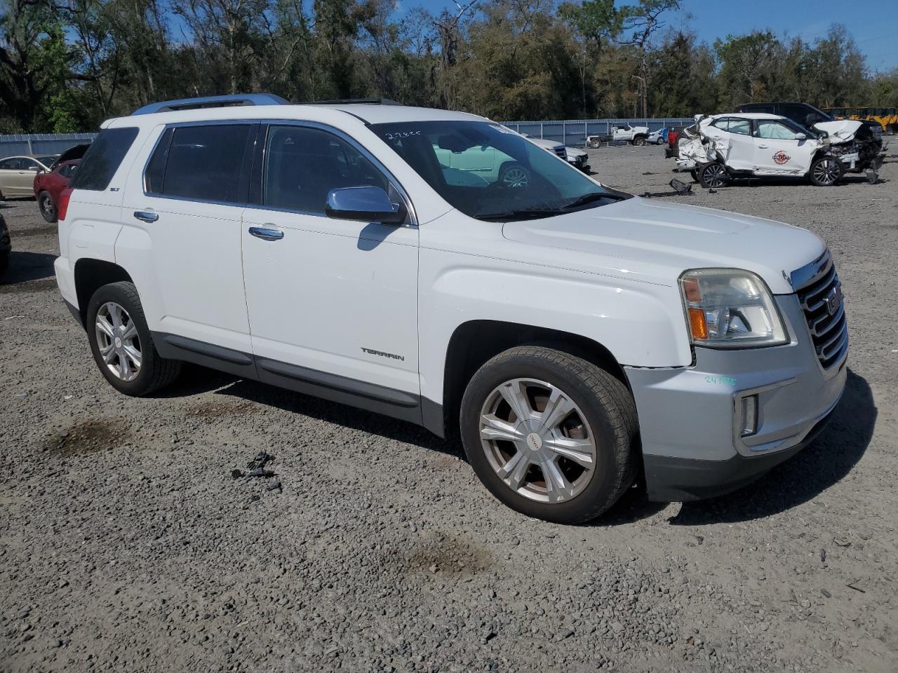 2016 GMC TERRAIN SL - Image 4
