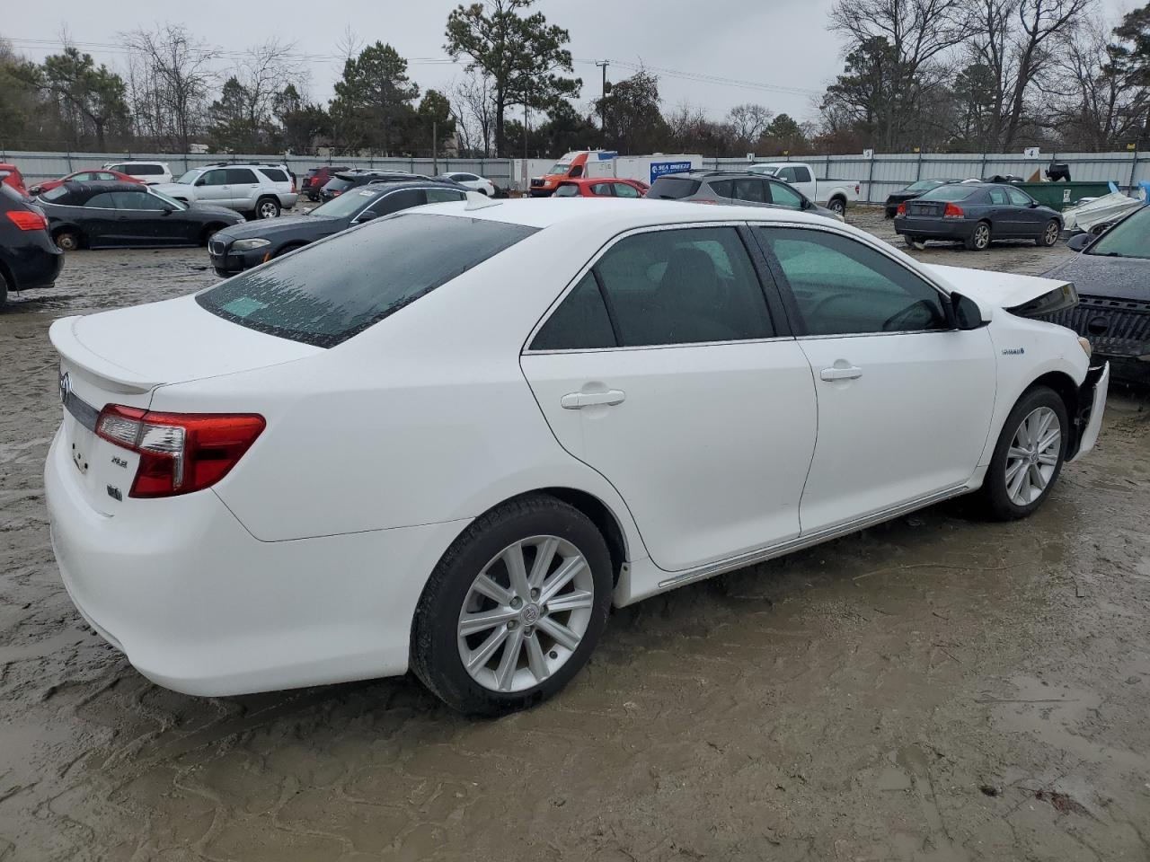 2012 TOYOTA CAMRY HYBR - Фото 3