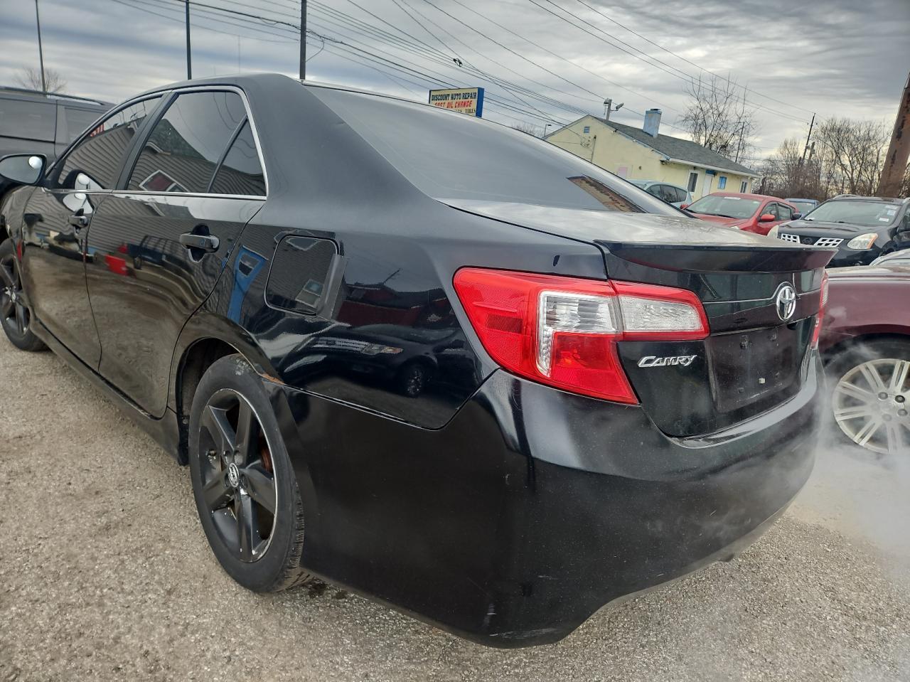 2014 TOYOTA CAMRY L - Фото 3