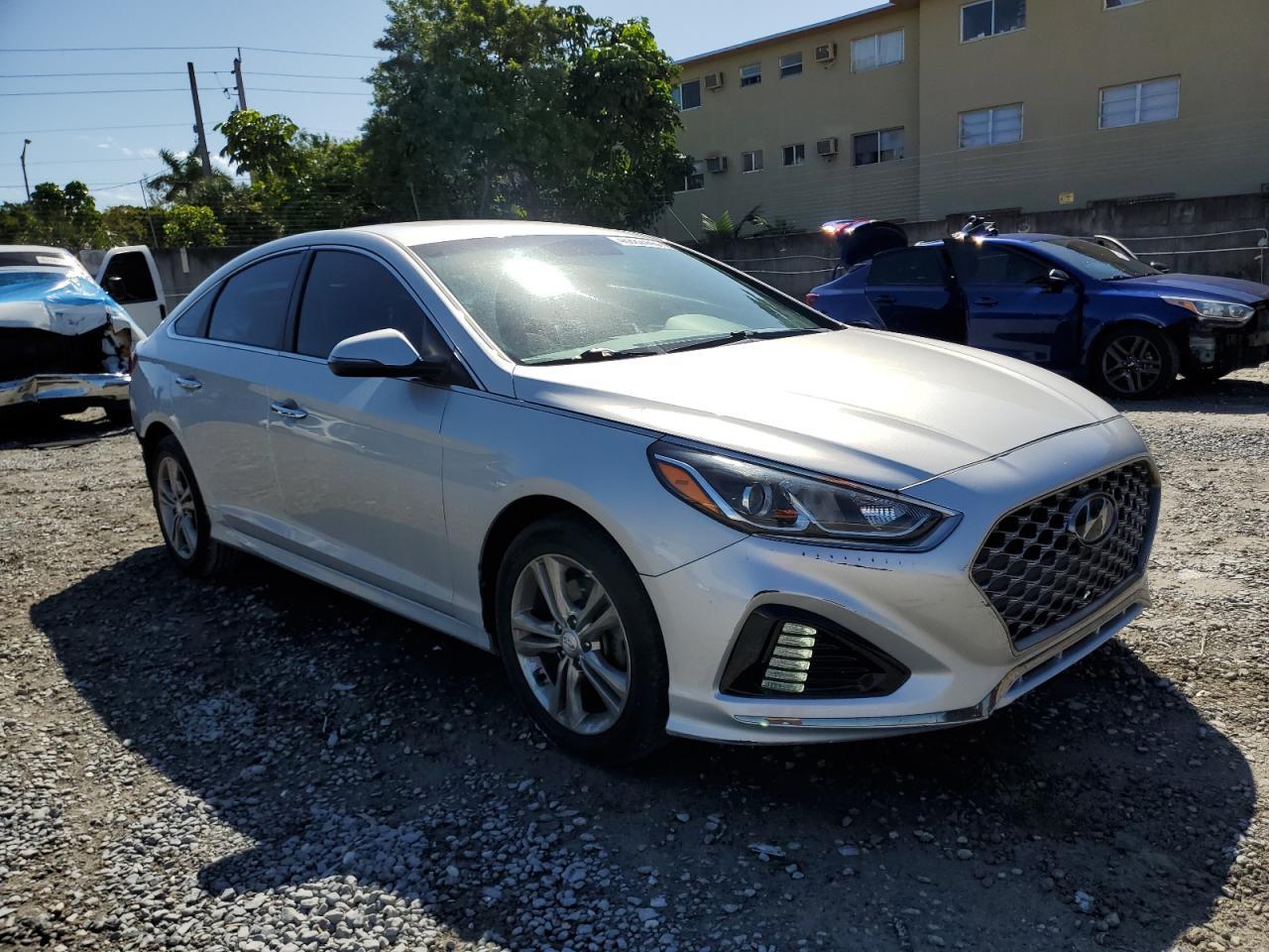 2018 HYUNDAI SONATA SPO - Image 4