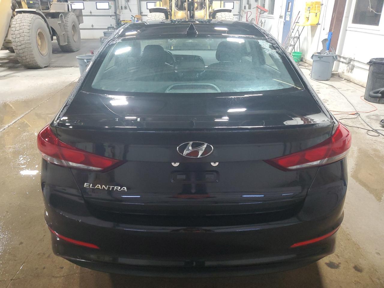 2017 HYUNDAI ELANTRA SE - Image 6