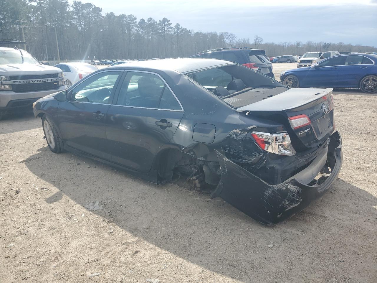 2012 TOYOTA CAMRY BASE - Фото 2