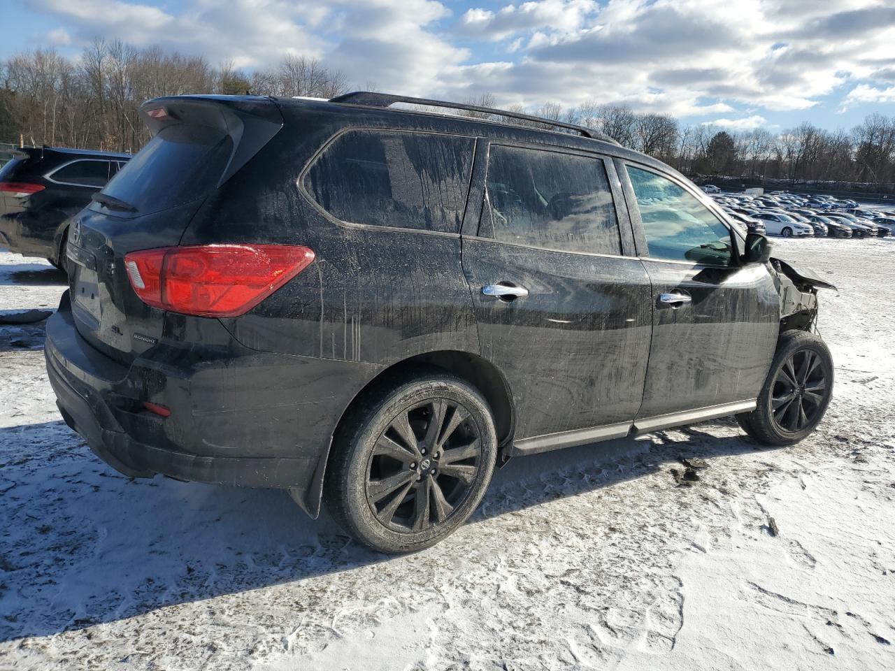 2018 NISSAN PATHFINDER - Image 3
