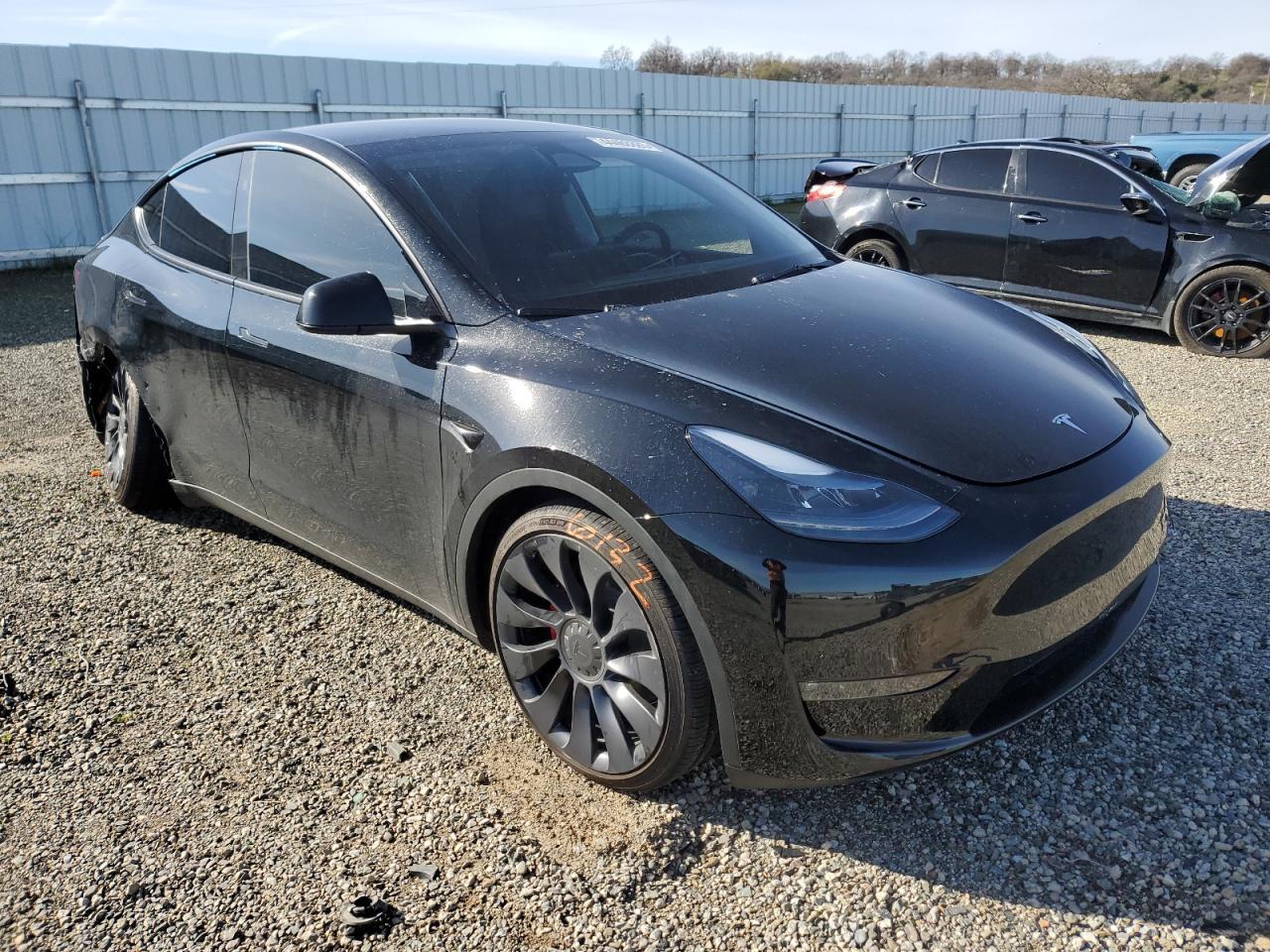 2024 TESLA MODEL Y - Фото 4
