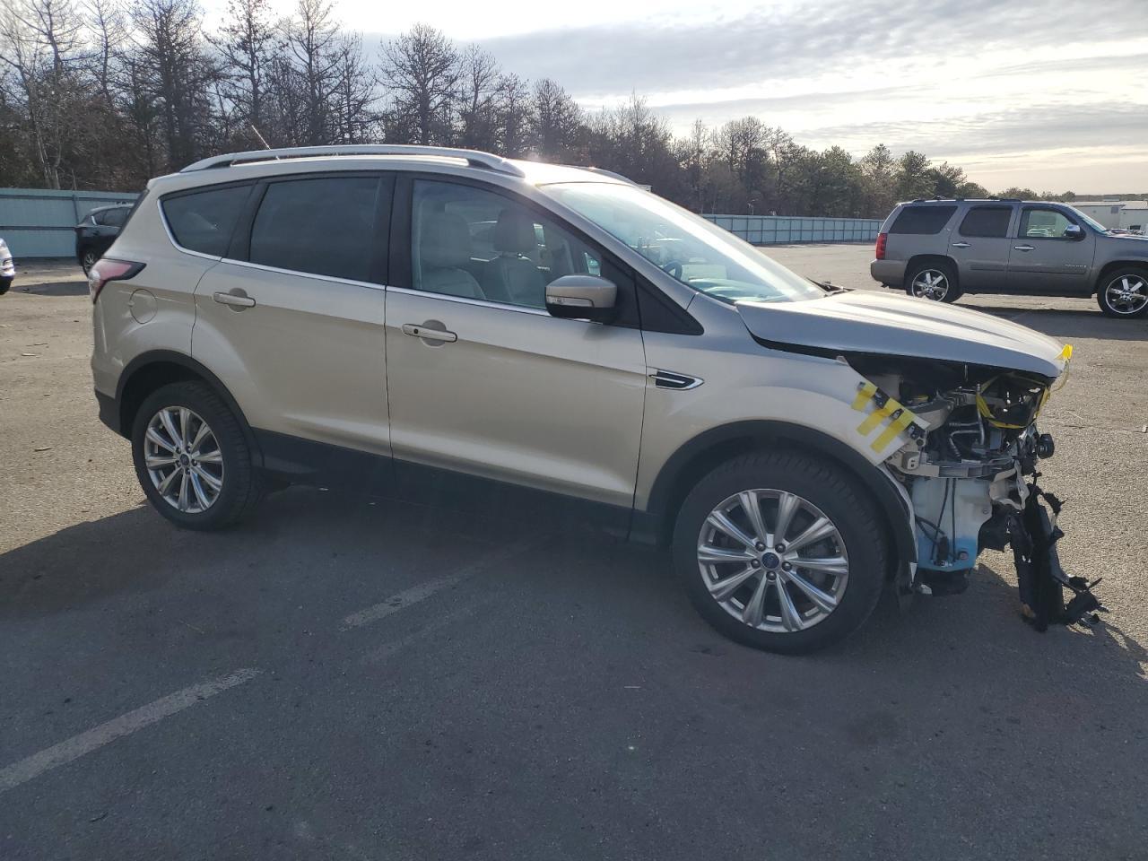 2017 FORD ESCAPE TIT - Image 4