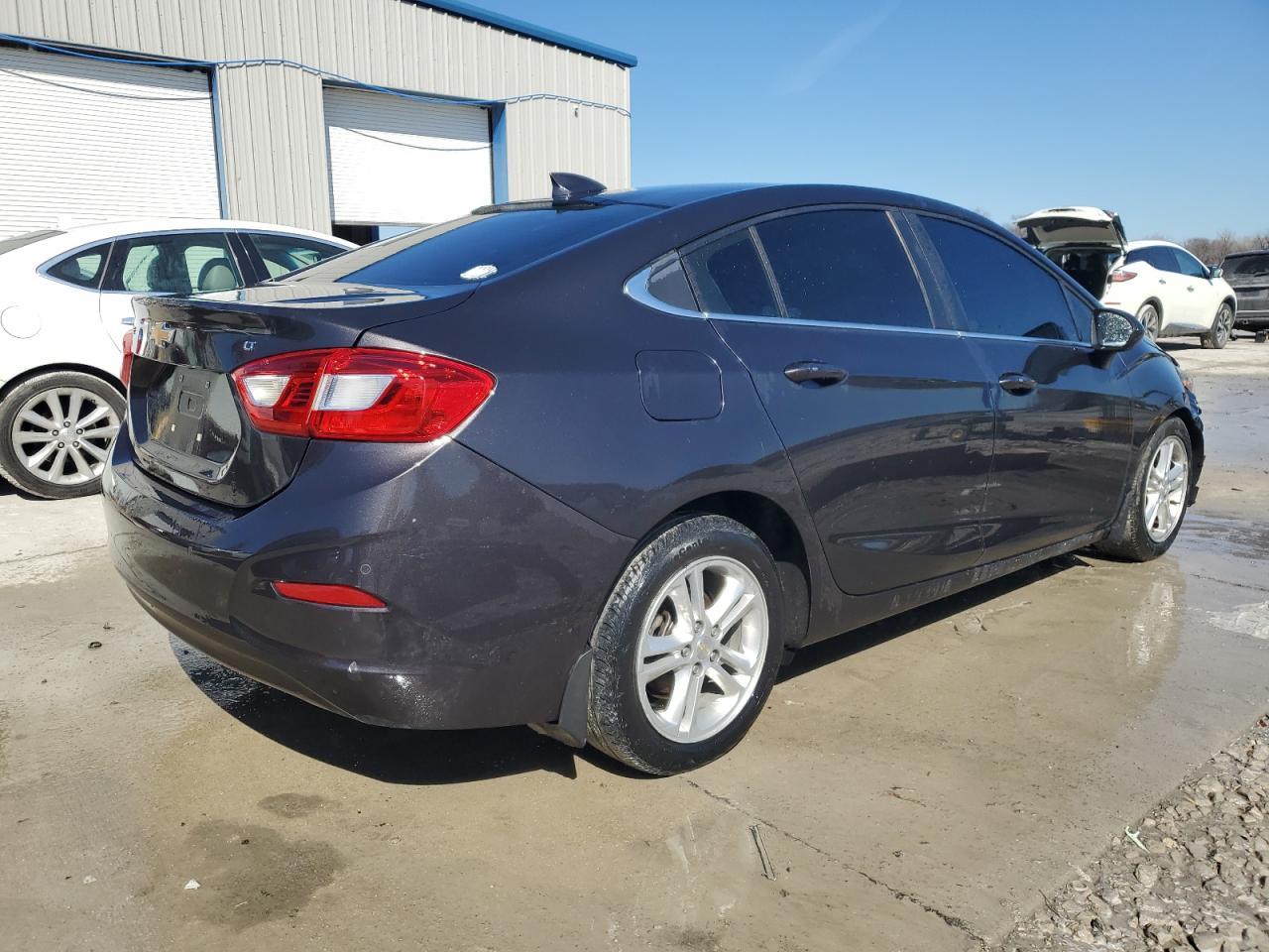 2017 CHEVROLET CRUZE LT - Фото 3