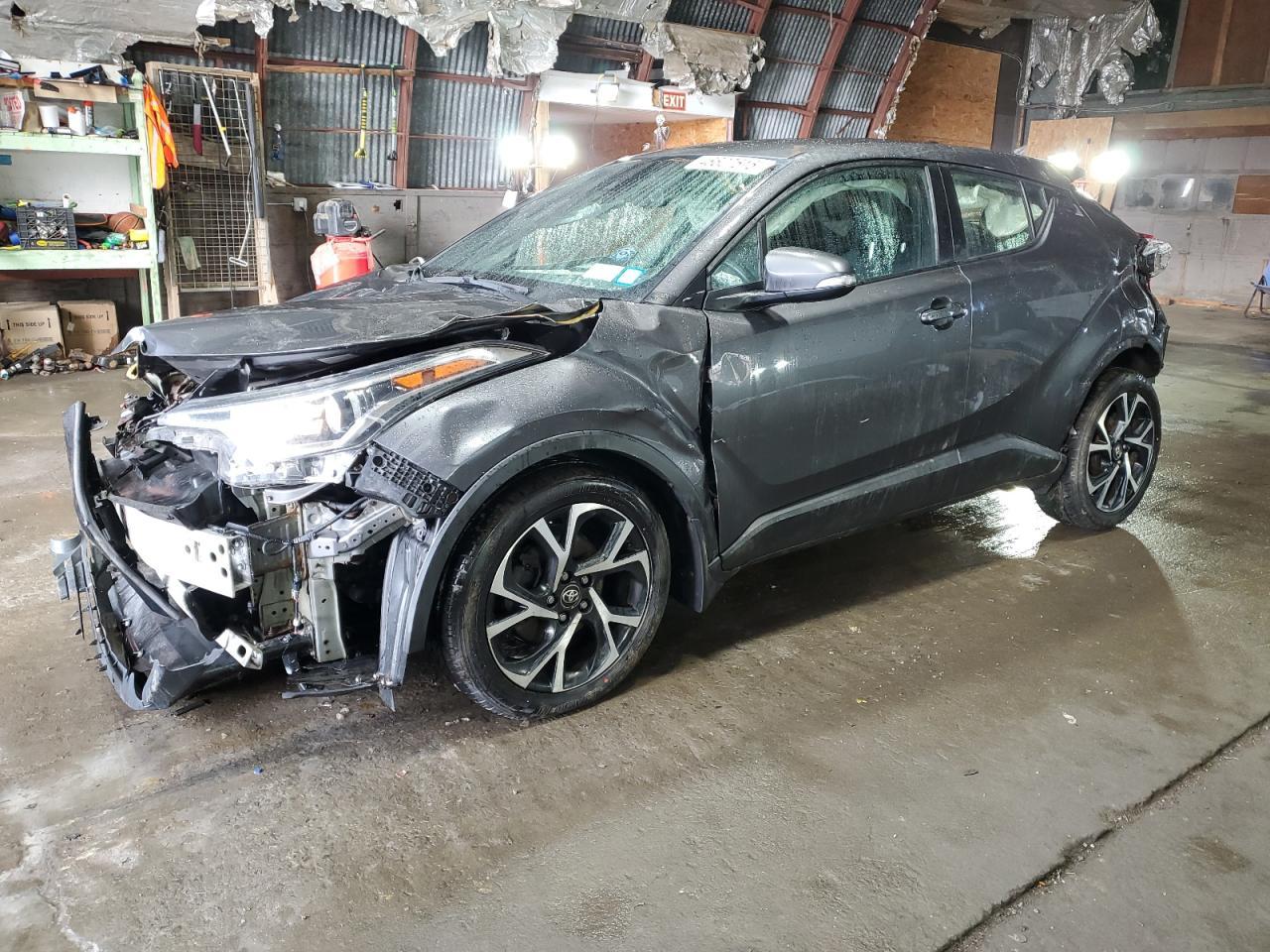 2018 TOYOTA C-HR XLE