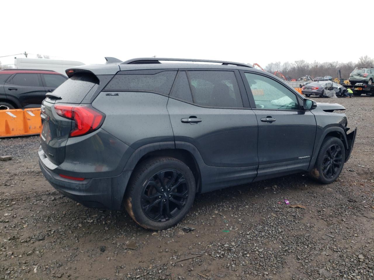 2019 GMC TERRAIN SL - Image 3