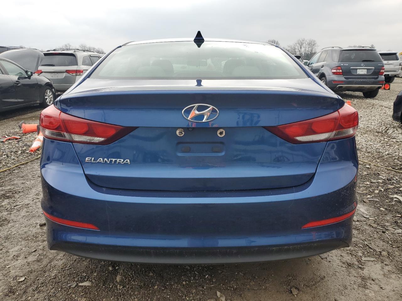 2017 HYUNDAI ELANTRA SE - Фото 6