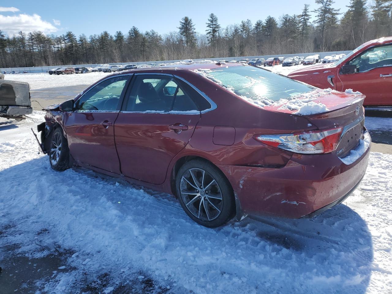 2015 TOYOTA CAMRY LE - Фото 2