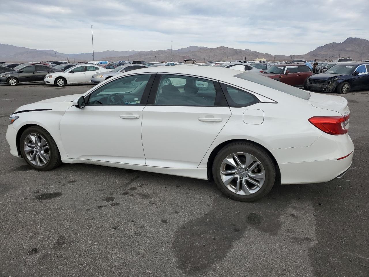 2018 HONDA ACCORD LX - Фото 2