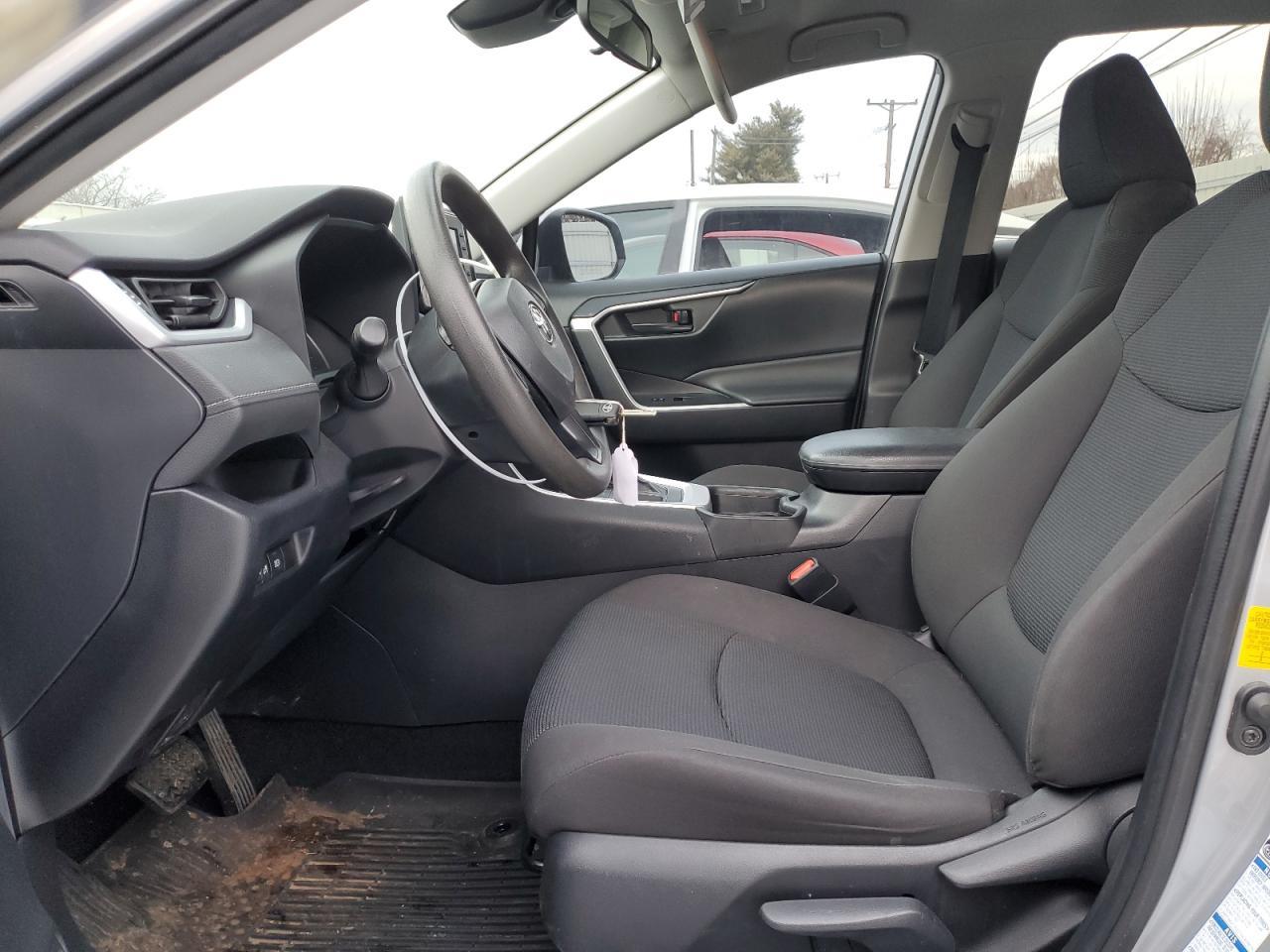 2021 TOYOTA RAV4 LE - Image 7