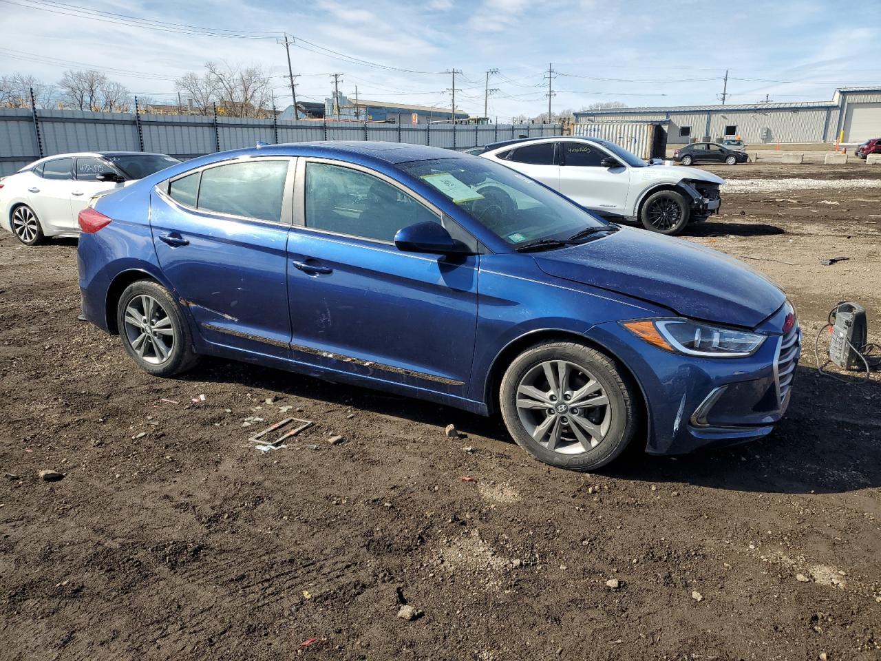2017 HYUNDAI ELANTRA SE - Фото 4