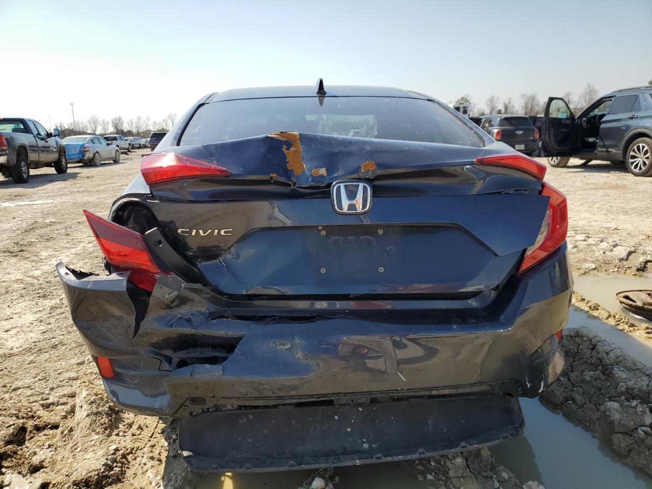 2018 HONDA CIVIC EX - Image 6