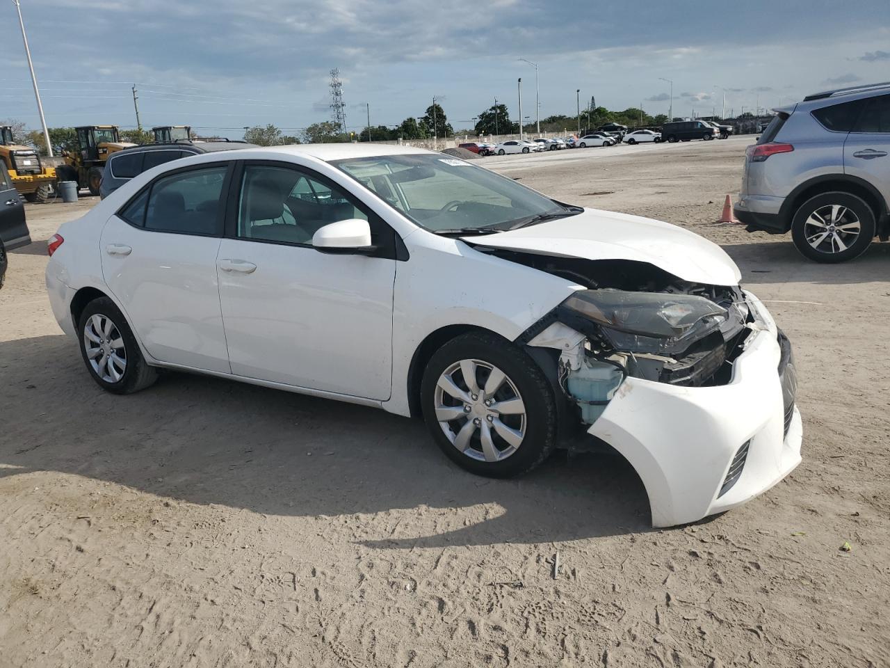 2016 TOYOTA COROLLA L - Фото 4