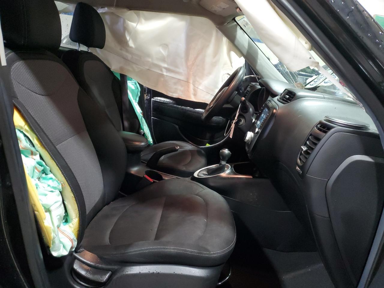 2019 KIA SOUL + - Image 7