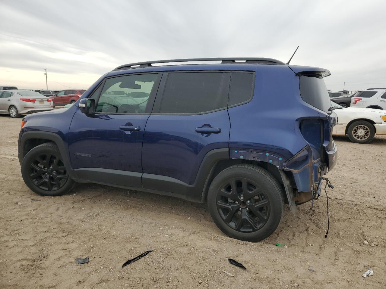2017 JEEP RENEGADE L - Фото 2