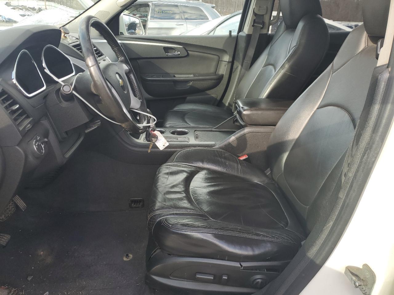2012 CHEVROLET TRAVERSE L - Фото 7