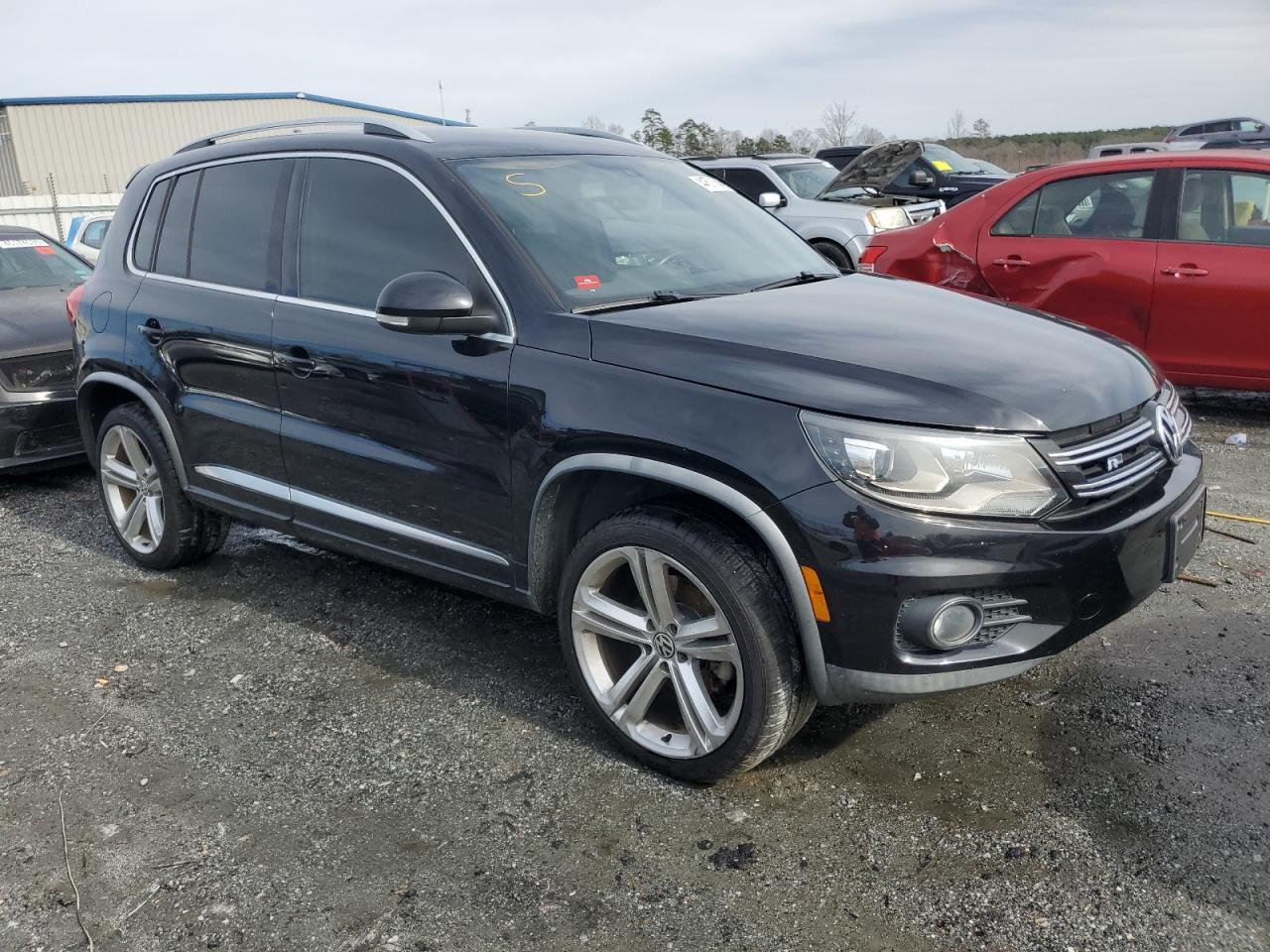 2014 VOLKSWAGEN TIGUAN S - Фото 4