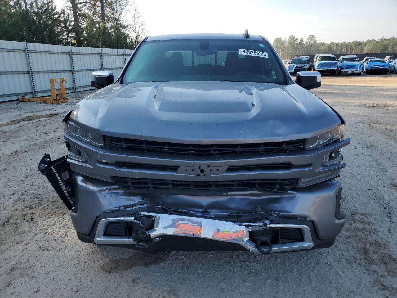 2019 CHEVROLET SILVERADO - Image 5