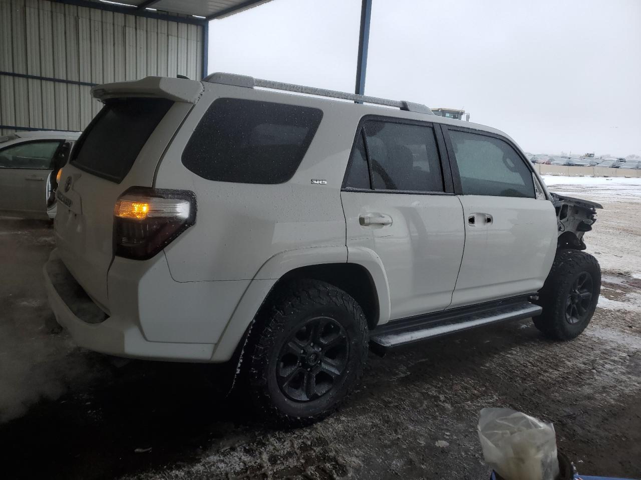 2018 TOYOTA 4RUNNER SR - Image 3