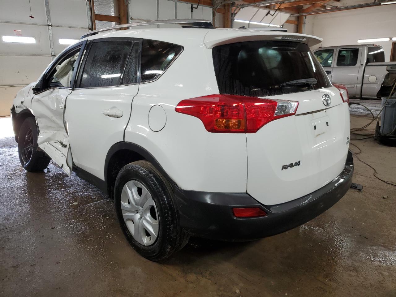 2014 TOYOTA RAV4 LE - Image 2