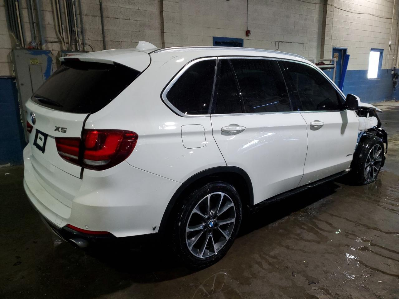 2017 BMW X5 XDRIVE3 - Фото 3