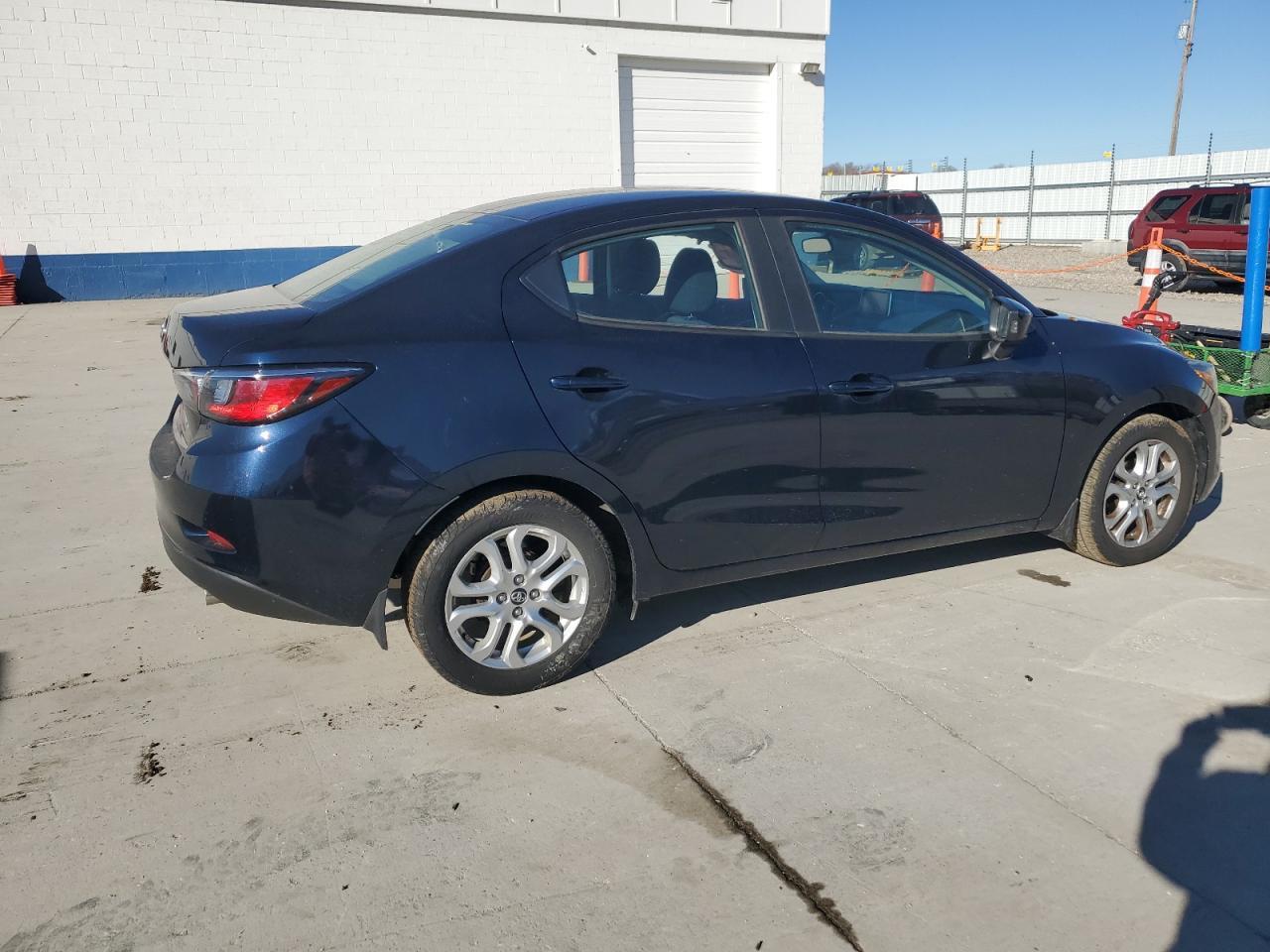 2017 TOYOTA YARIS IA - Фото 3