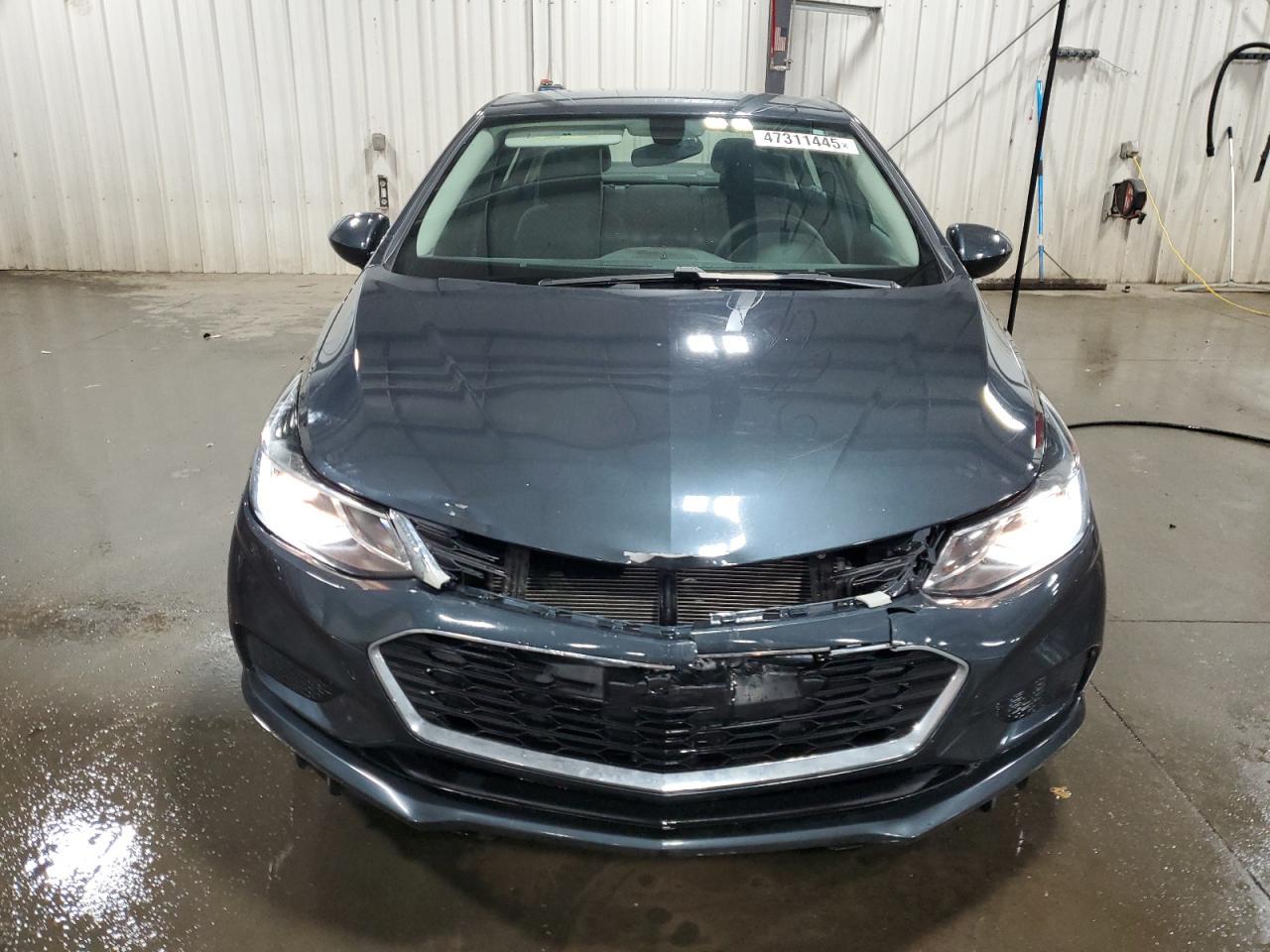 2017 CHEVROLET CRUZE LT - Image 5
