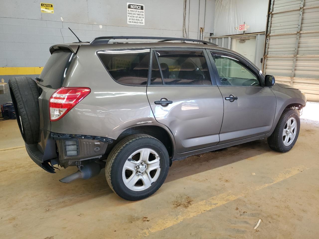 2011 TOYOTA RAV4 - Image 3