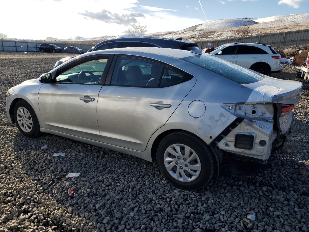 2017 HYUNDAI ELANTRA SE - Фото 2