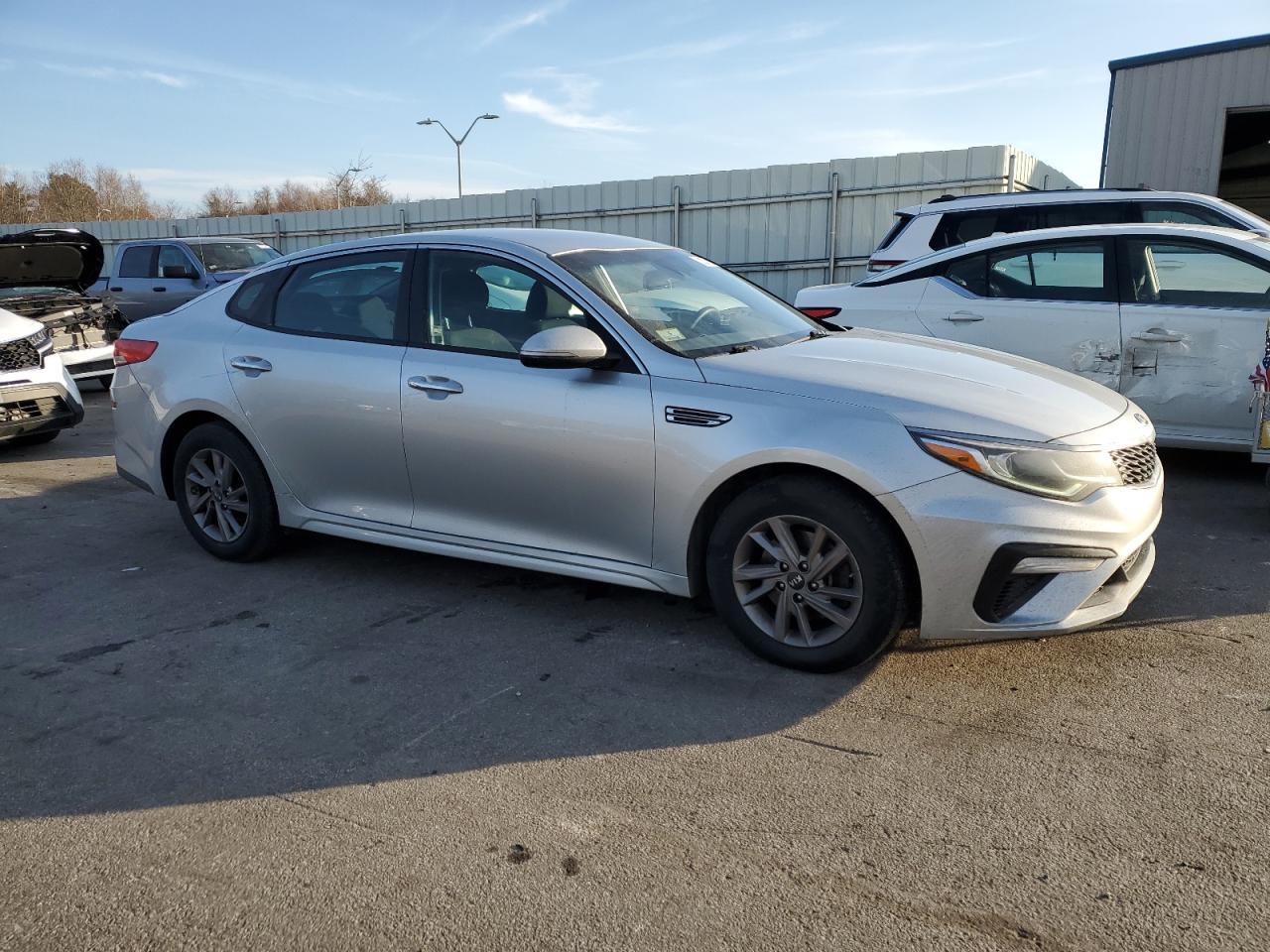 2020 KIA OPTIMA LX - Image 4