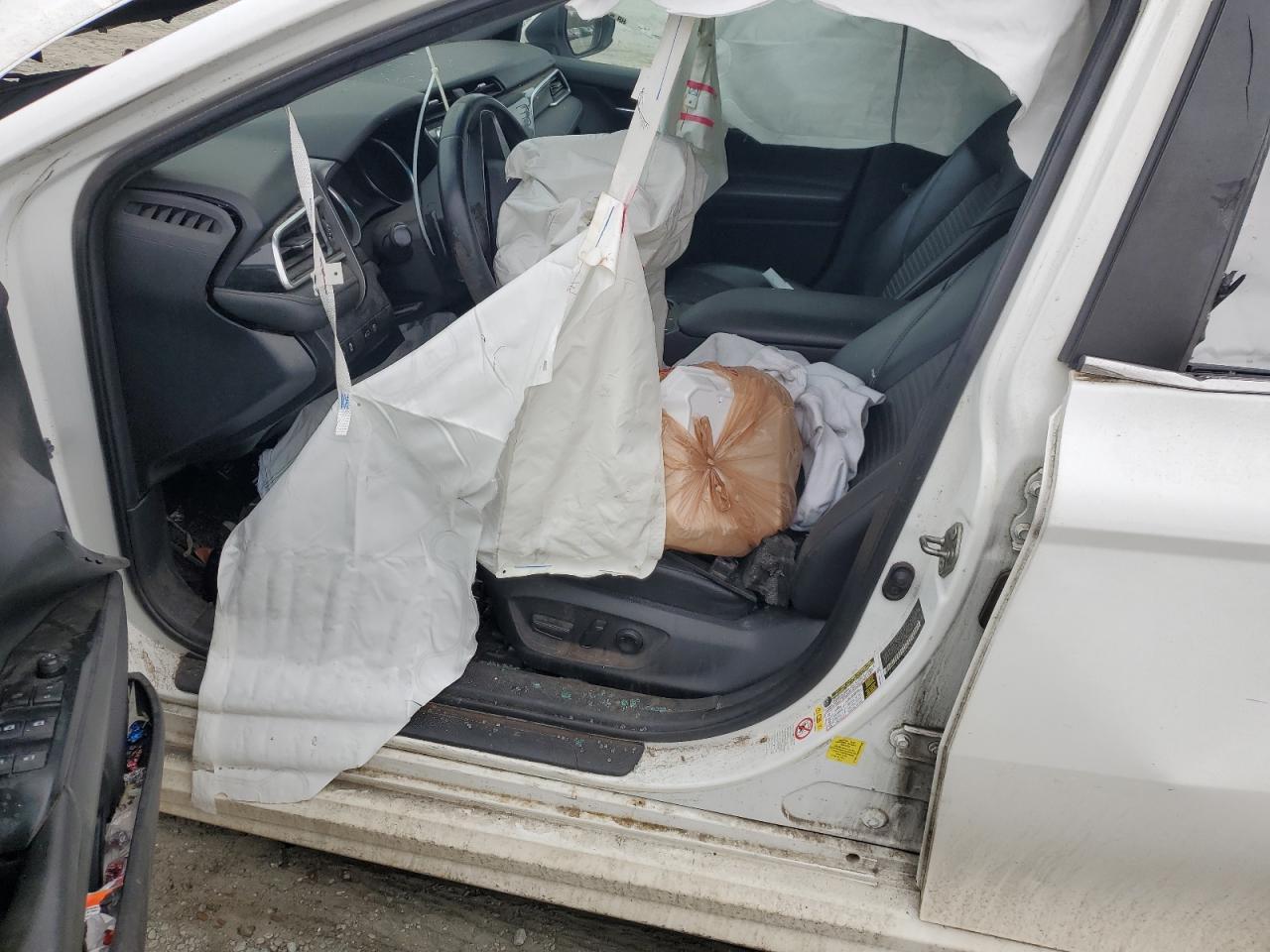2018 TOYOTA CAMRY L - Image 7
