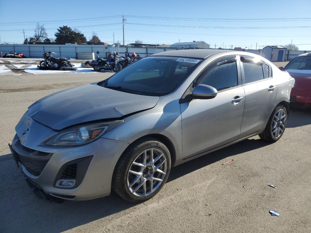 2010 MAZDA 3 S