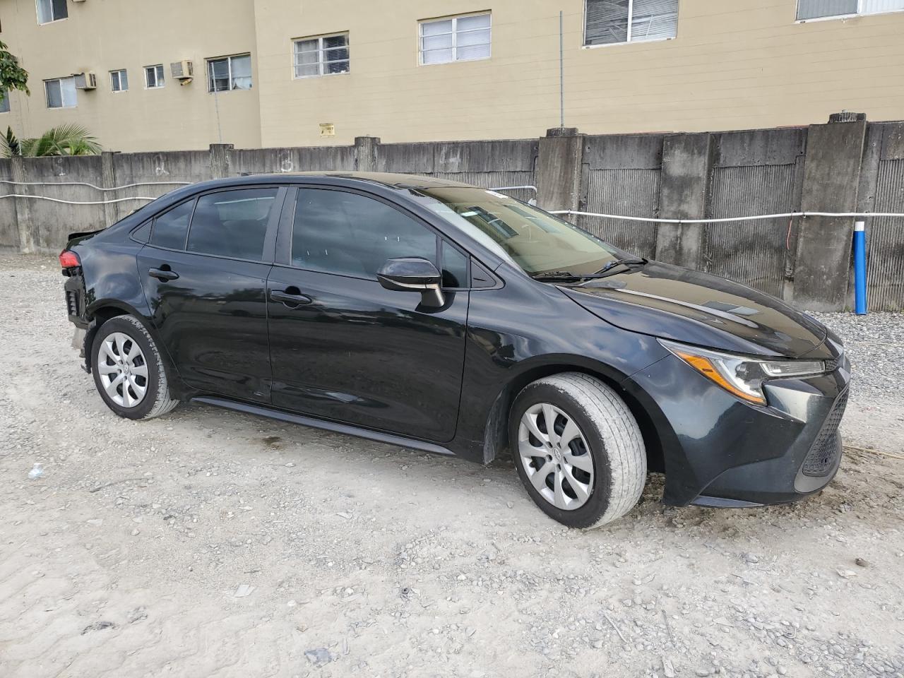 2020 TOYOTA COROLLA LE - Image 4