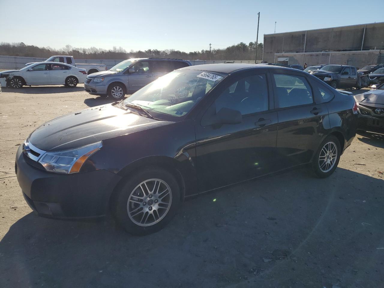 2011 FORD FOCUS SE car image