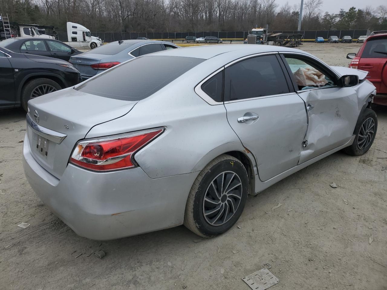 2015 NISSAN ALTIMA 2.5 - Фото 3