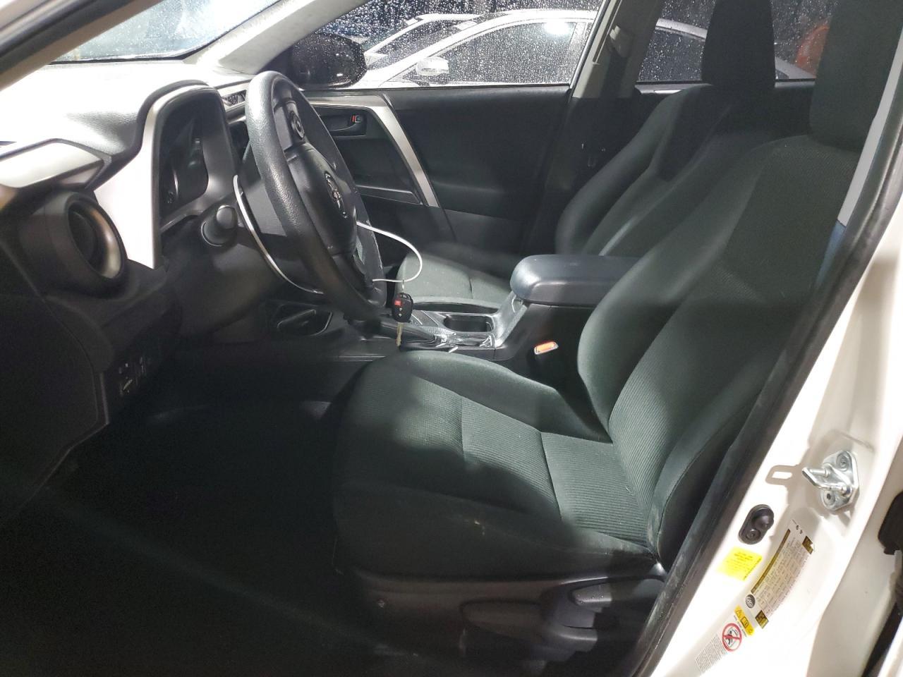 2017 TOYOTA RAV4 LE - Image 7
