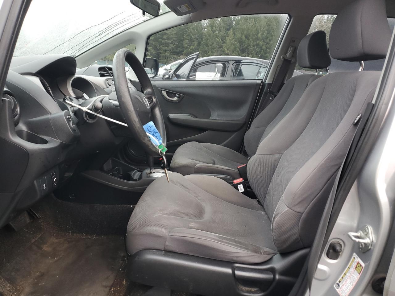 2011 HONDA FIT - Фото 7