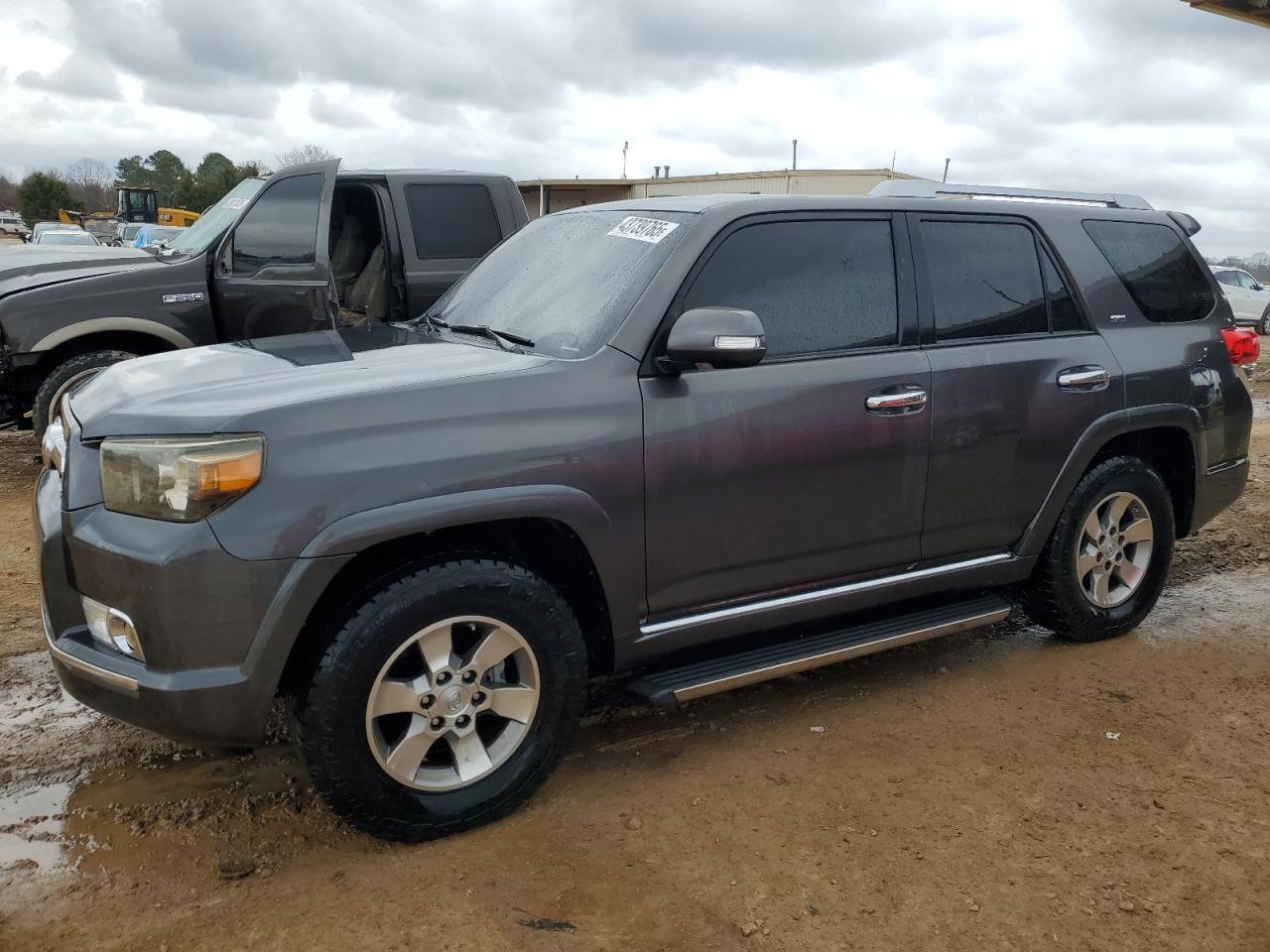 2011 TOYOTA 4RUNNER SR
